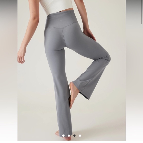 Athleta high rise medium petite Elation Flare Pant legging Lavender blue Gray - Picture 4 of 16